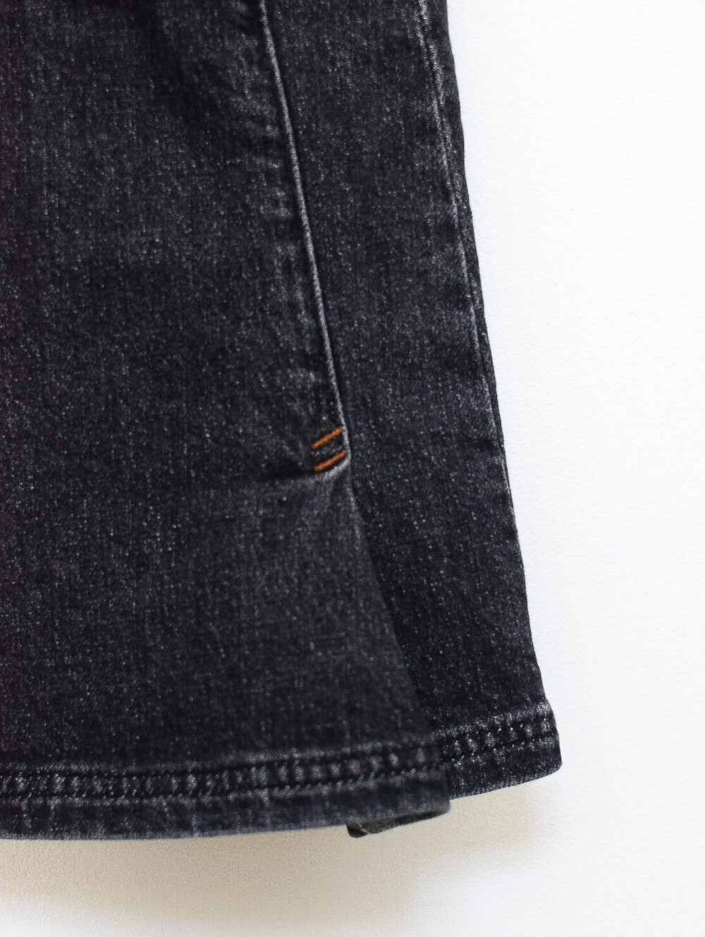 Anthropologie Pilcro Denim Side Pleat Mini Skirt Dark Wash Sz 6 Y2K Boho Western - Picture 6 of 10